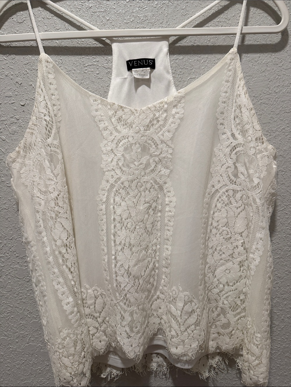 VENUS Ivory Lace Strapless